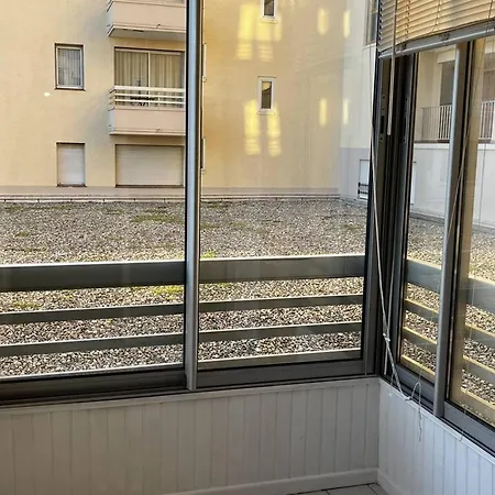 T2 Confortable A 50m De La Avec Loggia - Fr-1-696-74 Canet-en-Roussillon