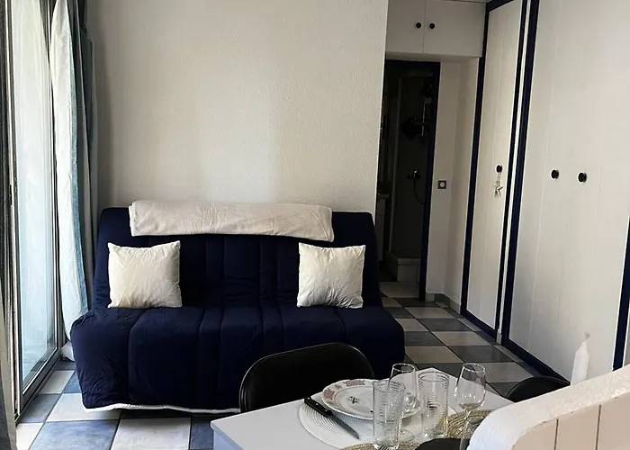 شقة T2 Confortable A 50m De La Avec Loggia - Fr-1-696-74 كانيه